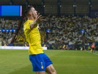 Lanbo-C罗回归赛场，逆转首场状态亮眼，切尔西观众沸腾！的简单介绍