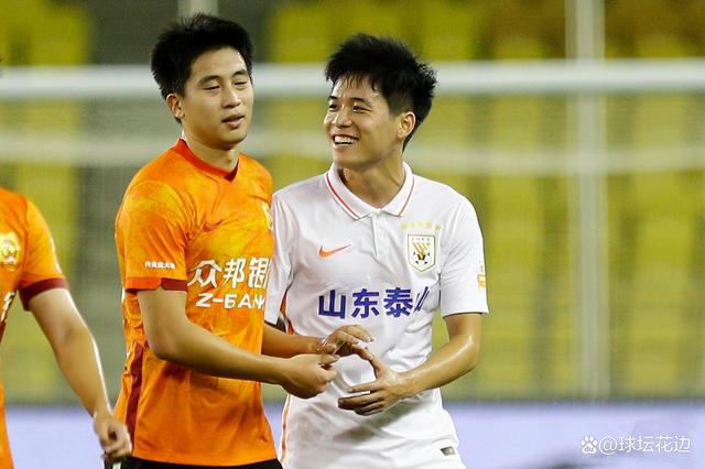  皖南朱雀队鏖战皖江战狼队，射击淘汰赛击败，替补奇兵立功。关键战拿下信心