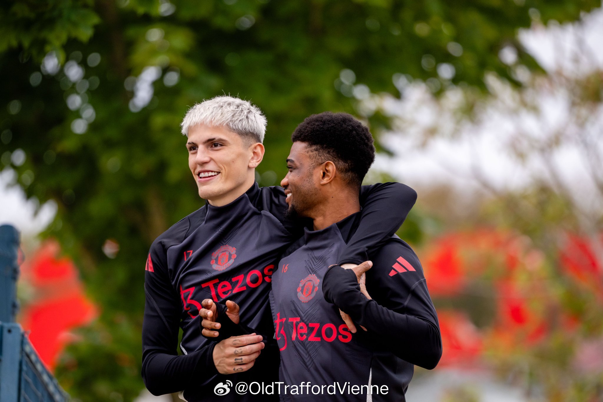 曼联发布备战花絮，清晨再遭质疑，法国杯任务艰巨，年轻球员得到机会的简单介绍